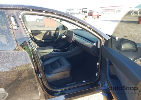 2021 Tesla Model Y Standard Range Rear-Wheel Drive из США, поврежденный, VIN 5YJYGDED7MF106065